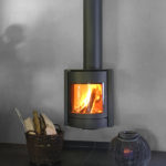 poêle à bois suspendu Stûv 30 up